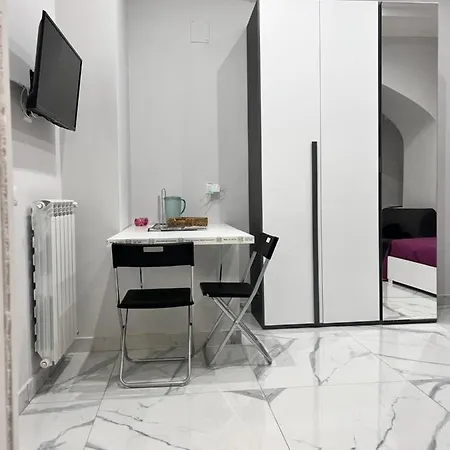 Diego Hause Duomo Apartment Neapel